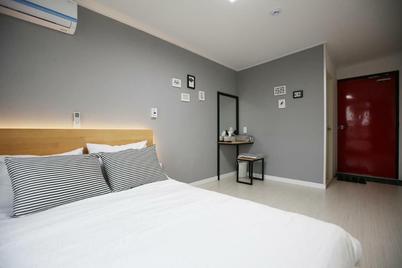 Ian Guesthouse Csedzsu Kültér fotó